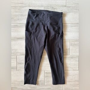 Black Capri Leggings